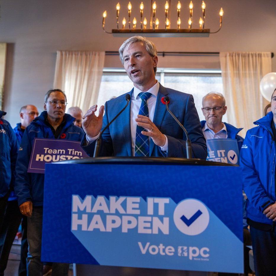 Nova Scotia Tory leader Houston strives to balance combative and personable sides